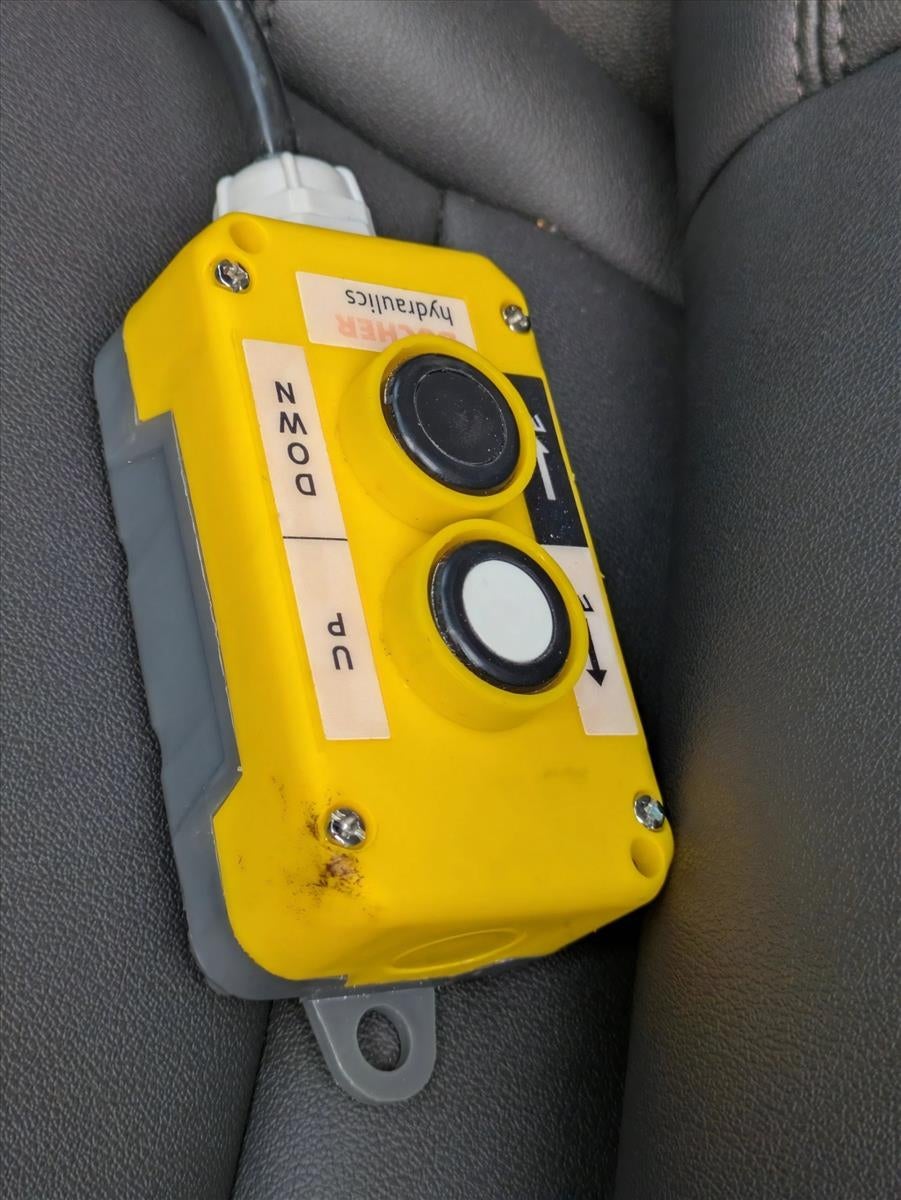 2025 Chevrolet Low Cab Forward 4500 HD NA