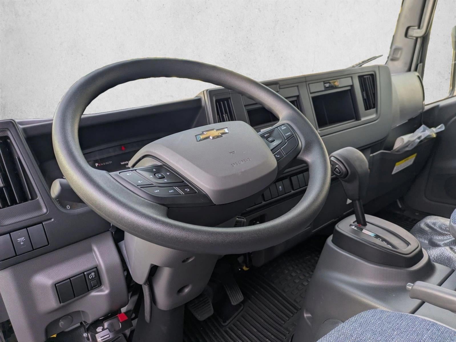 2025 Chevrolet Low Cab Forward 4500 HD NA