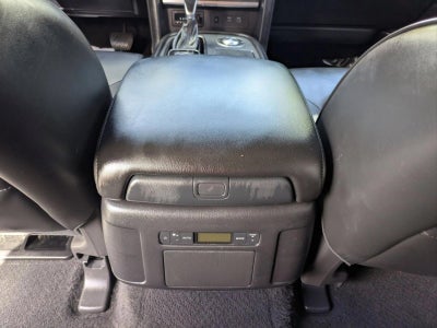 2022 Nissan Armada Base