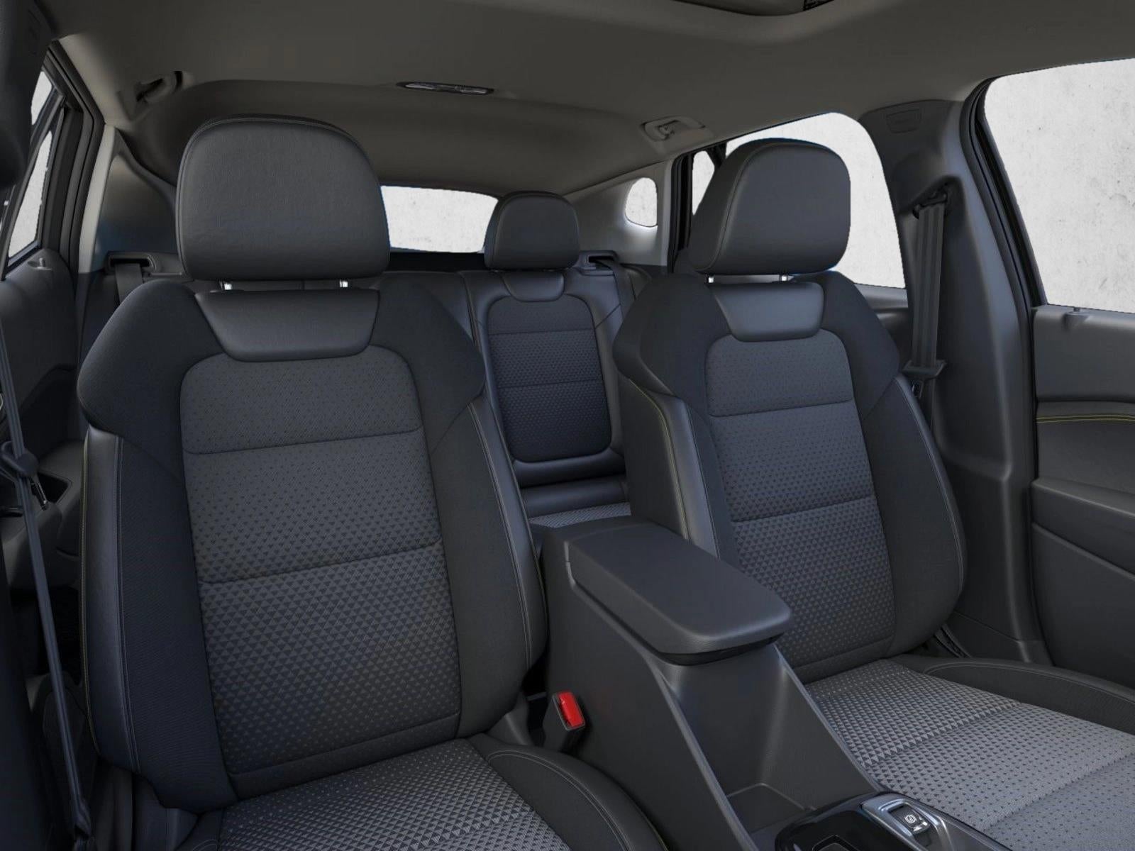 2026 Chevrolet Trax LT - Photo 16