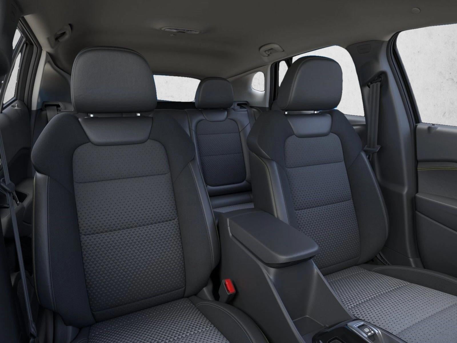 2026 Chevrolet Trax LT - Photo 16