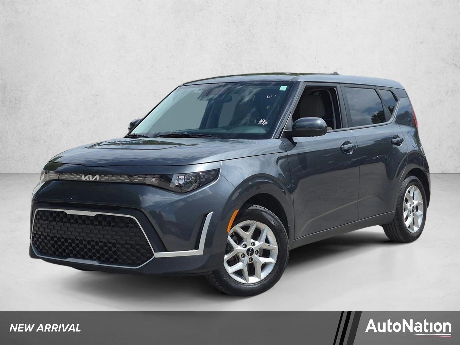 2023 Kia Soul 2.0L LX IVT's photo