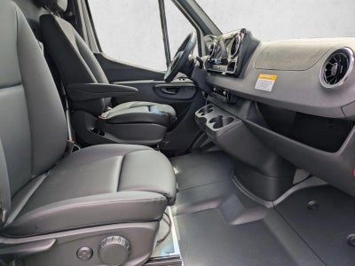 2024 Mercedes-Benz eSprinter 2500 Base