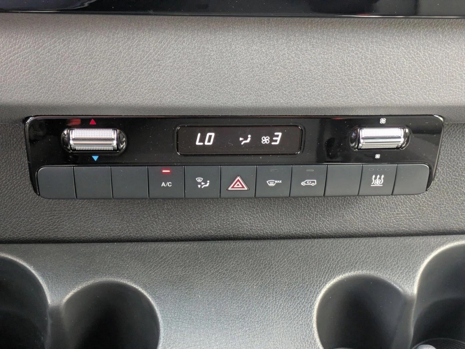 2024 Mercedes-Benz eSprinter 2500 Base