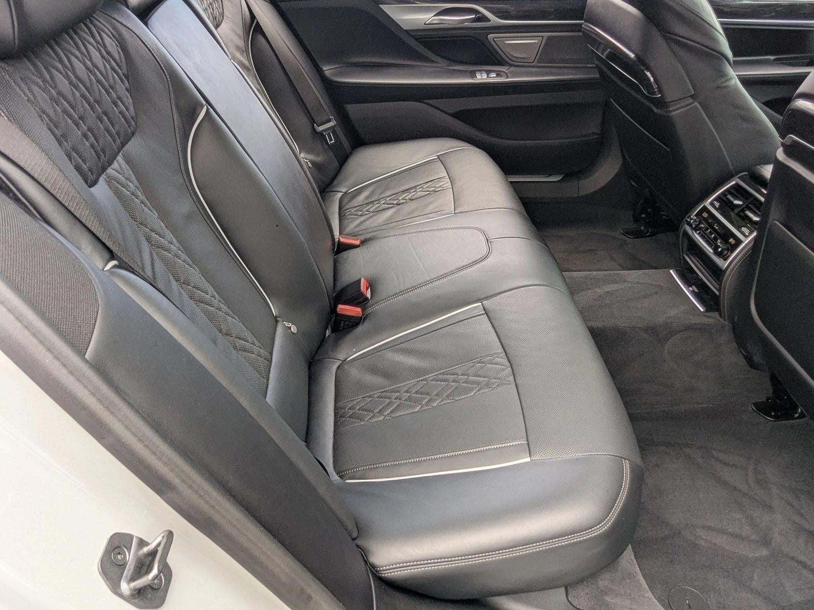 2022 BMW 7 Series 750i xDrive