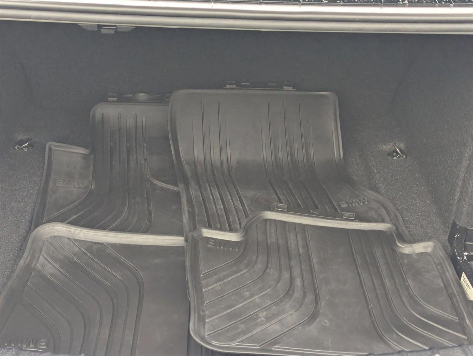 2018 BMW 3 Series 320i