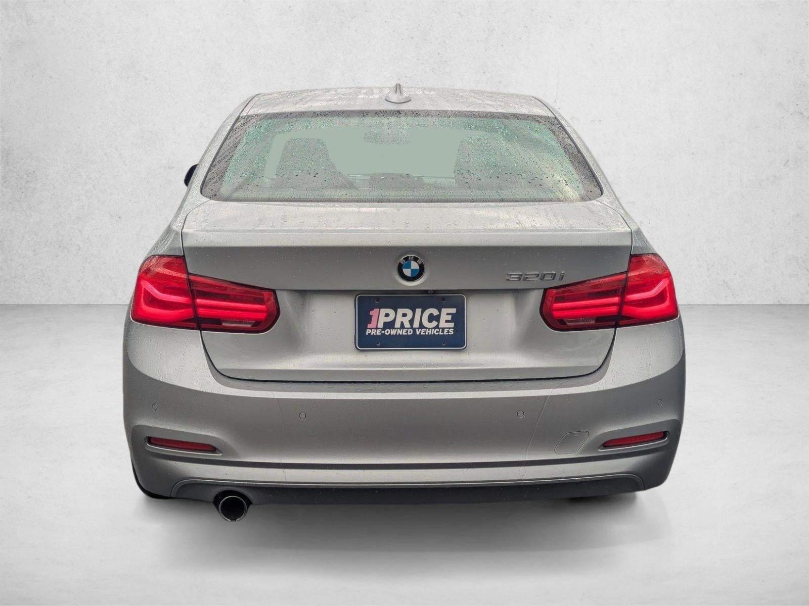 2018 BMW 3 Series 320i