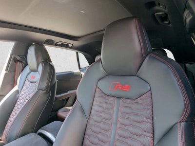 2026 Audi RS Q8 performance