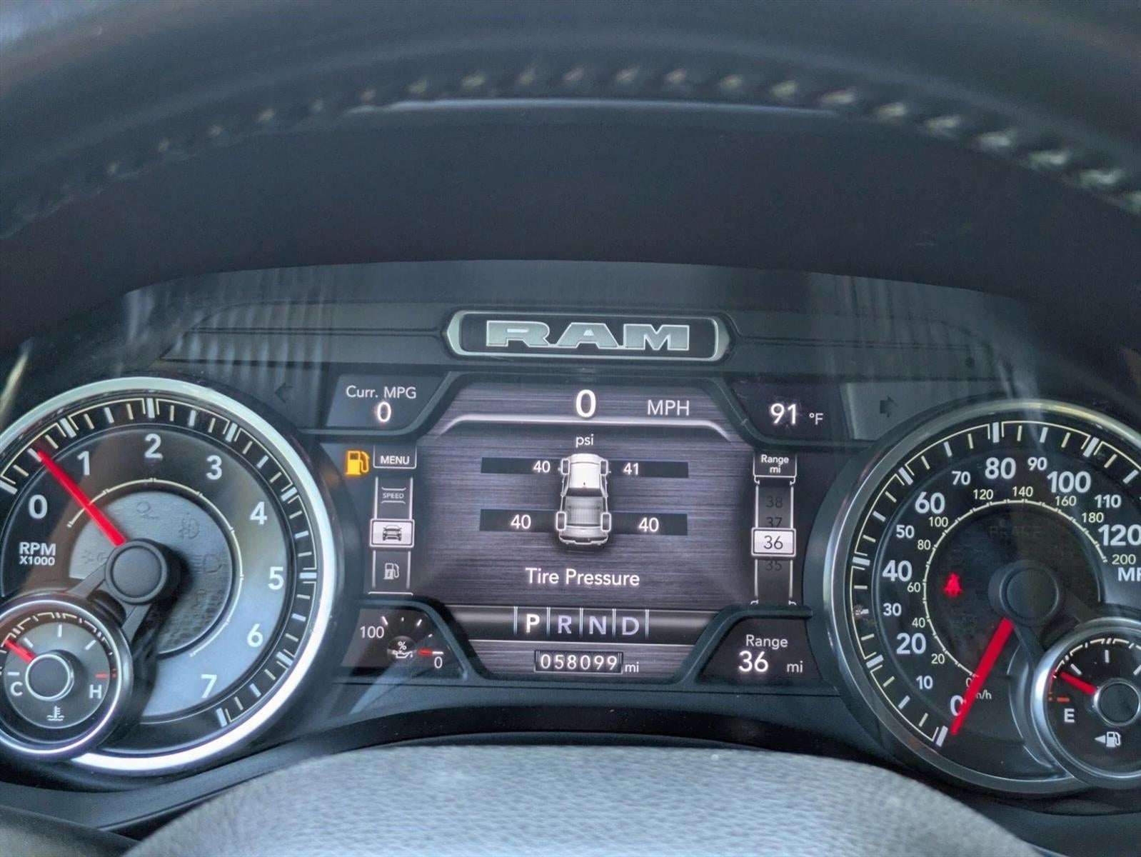 2022 RAM 1500 Big Horn 4x2 Crew Cab 5'7" Box