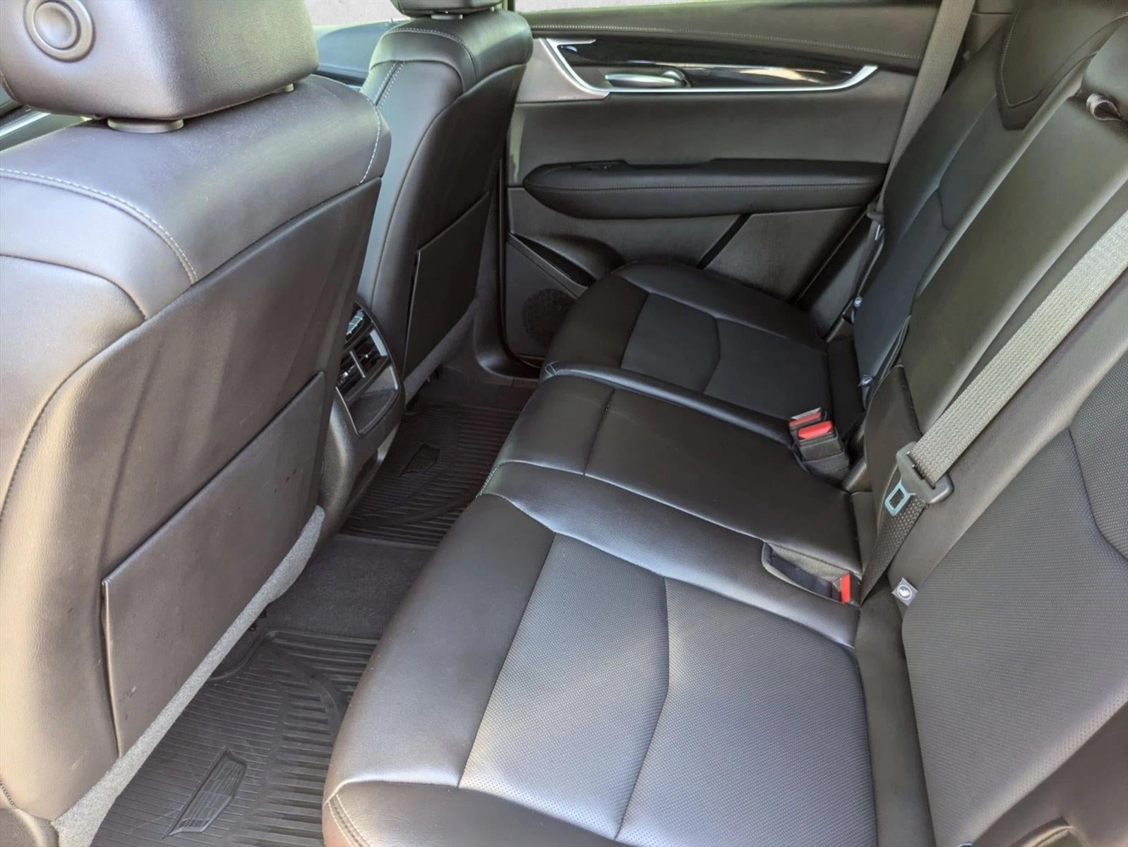 2023 Cadillac XT5 FWD 4dr Premium Luxury