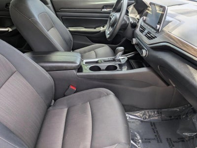2024 Nissan Altima 2.5 SV Sedan