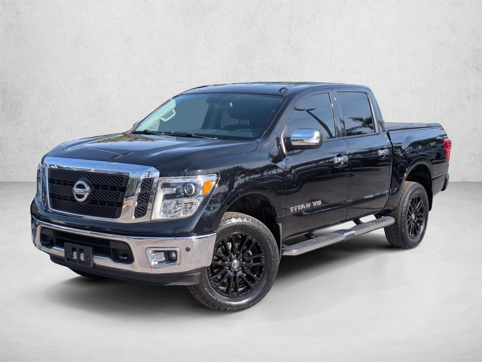 2018 Nissan Titan 4x4 Crew Cab SL
