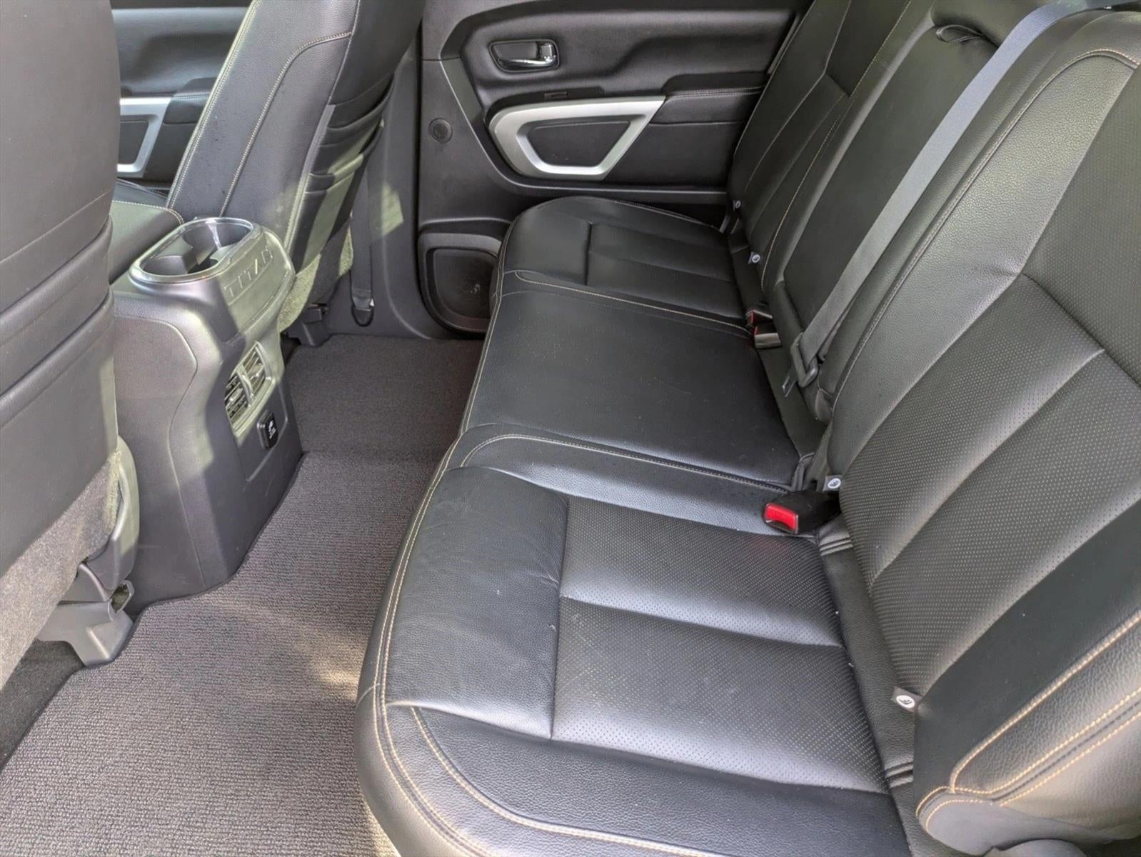 2018 Nissan Titan 4x4 Crew Cab SL