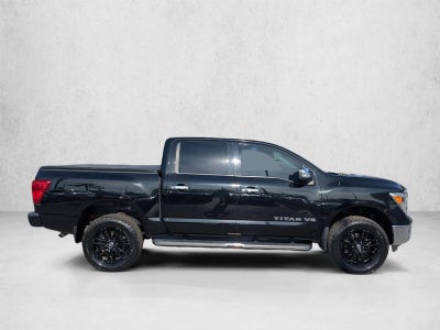 2018 Nissan Titan 4x4 Crew Cab SL