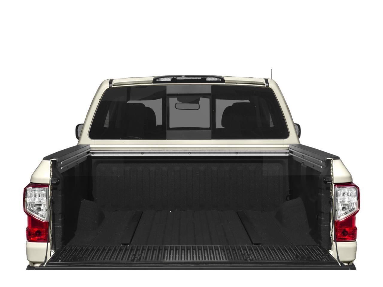 2018 Nissan Titan 4x4 Crew Cab SL