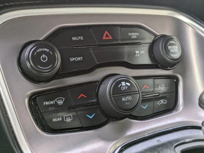 2022 Dodge Challenger SXT RWD