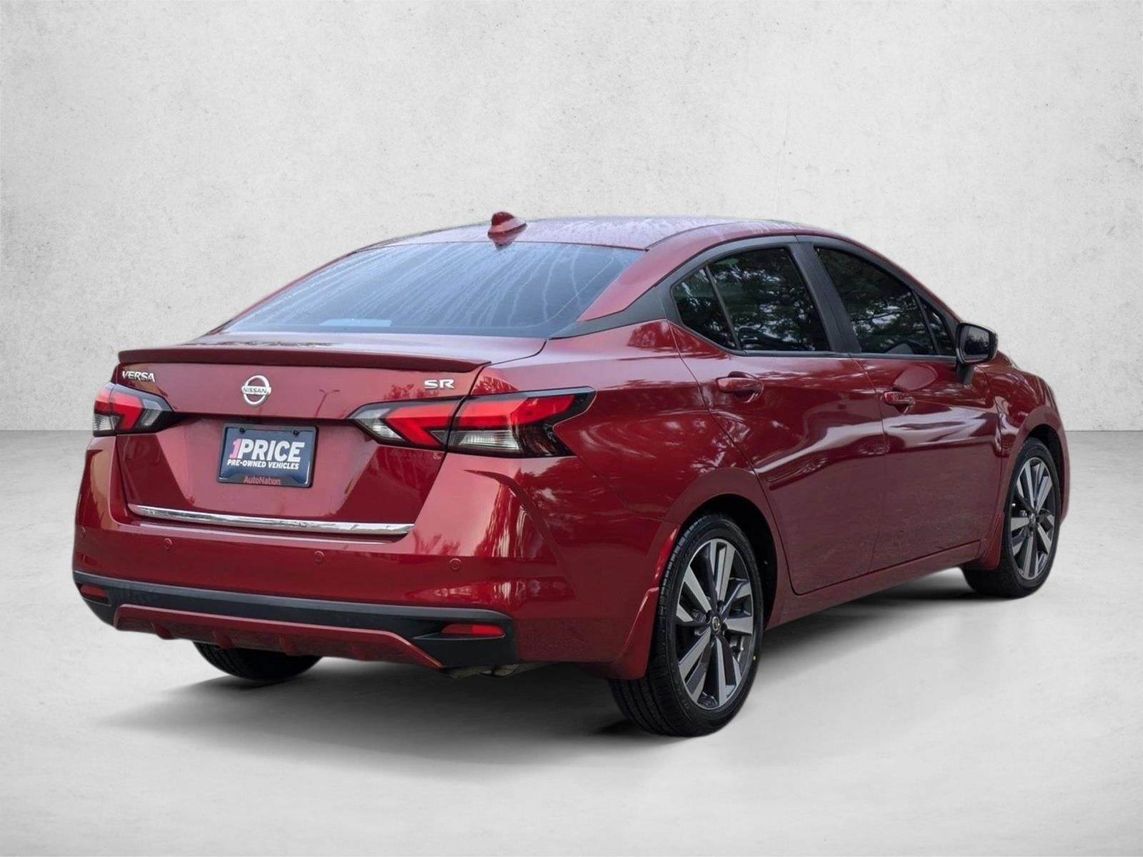 2021 Nissan Versa SR CVT