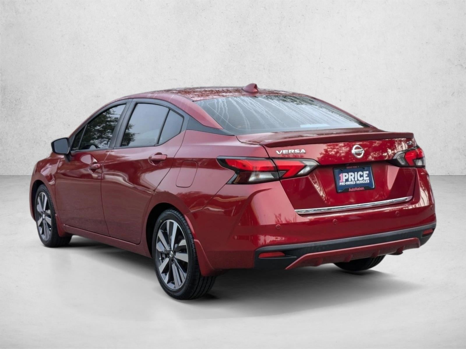 2021 Nissan Versa SR CVT