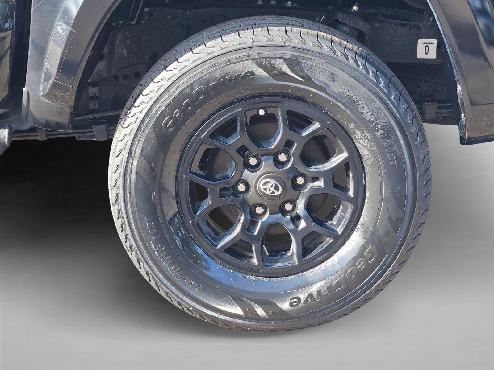 2021 Toyota Tacoma 2WD 2WD SR5 Double Cab 5' Bed V6 AT (GS)