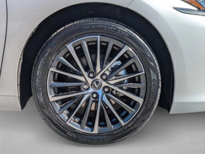 2024 Lexus ES 250 AWD