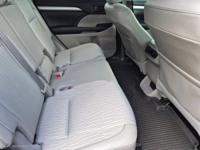 2018 Toyota Highlander LE Plus V6 FWD (SE)