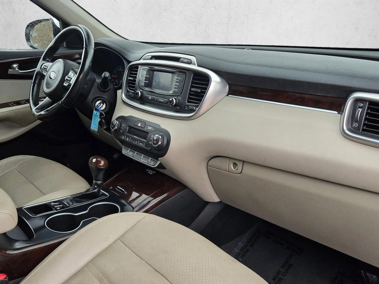 2016 Kia Sorento FWD 4dr 3.3L EX