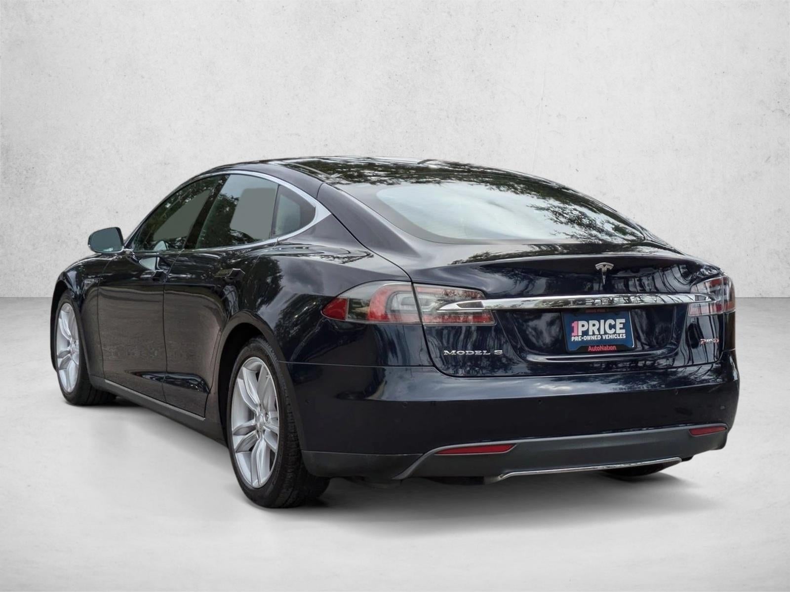 2015 Tesla Model S 4dr Sdn AWD 85D