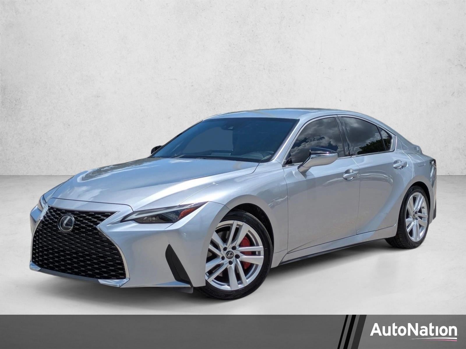 2021 Lexus IS