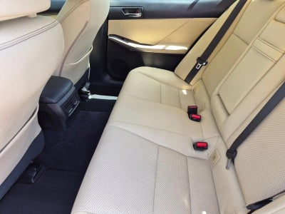 2014 Lexus IS 250 4dr Sport Sdn Auto RWD