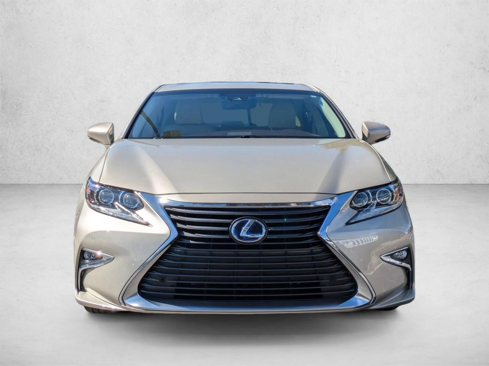 2017 Lexus ES 300h FWD