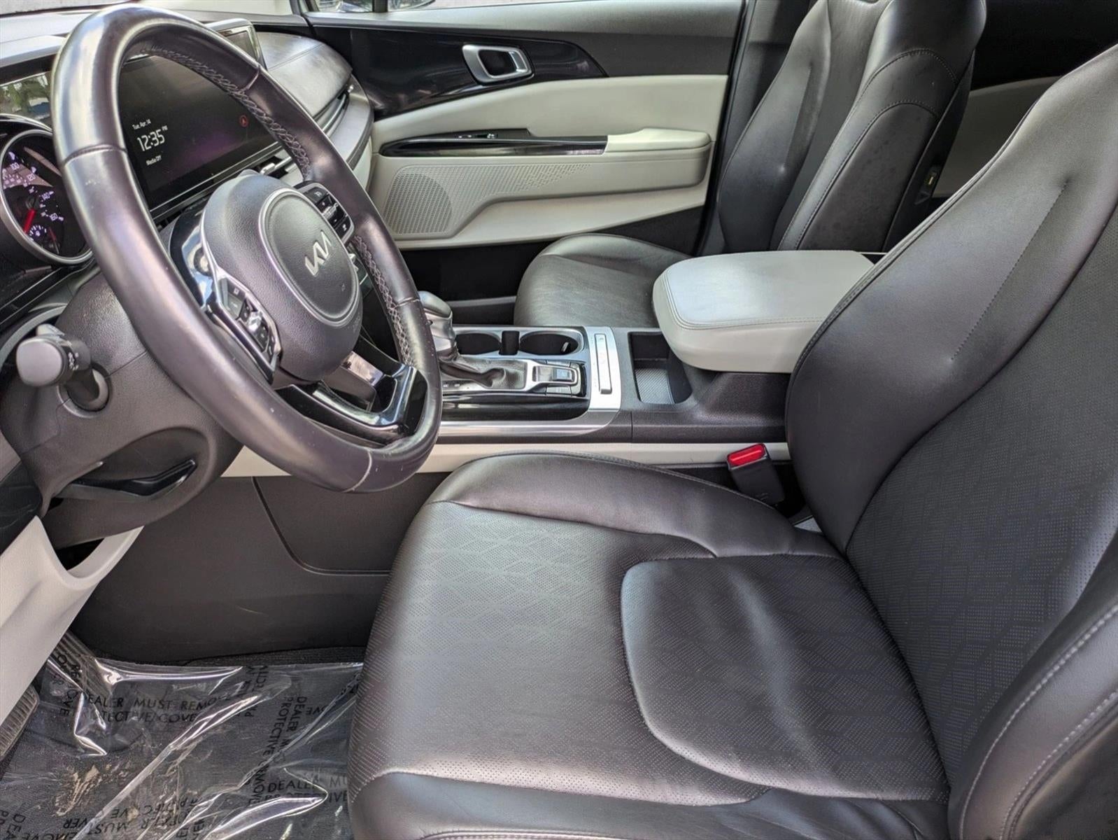 2023 Kia Carnival EX FWD