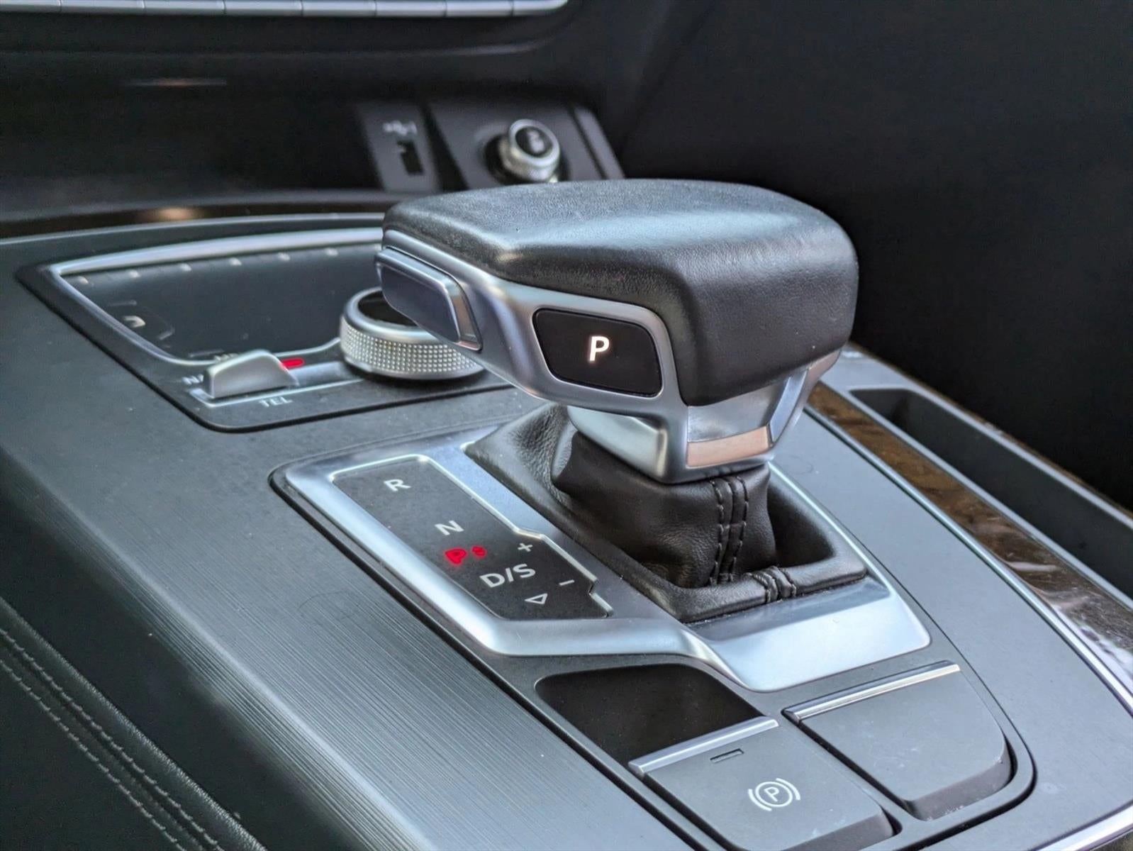 2019 Audi Q5 Premium Plus 45 TFSI quattro