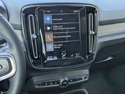 2022 Volvo XC40 T5 AWD R-Design