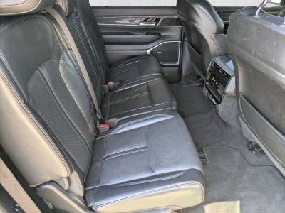 2022 Jeep Wagoneer Series III 4x2