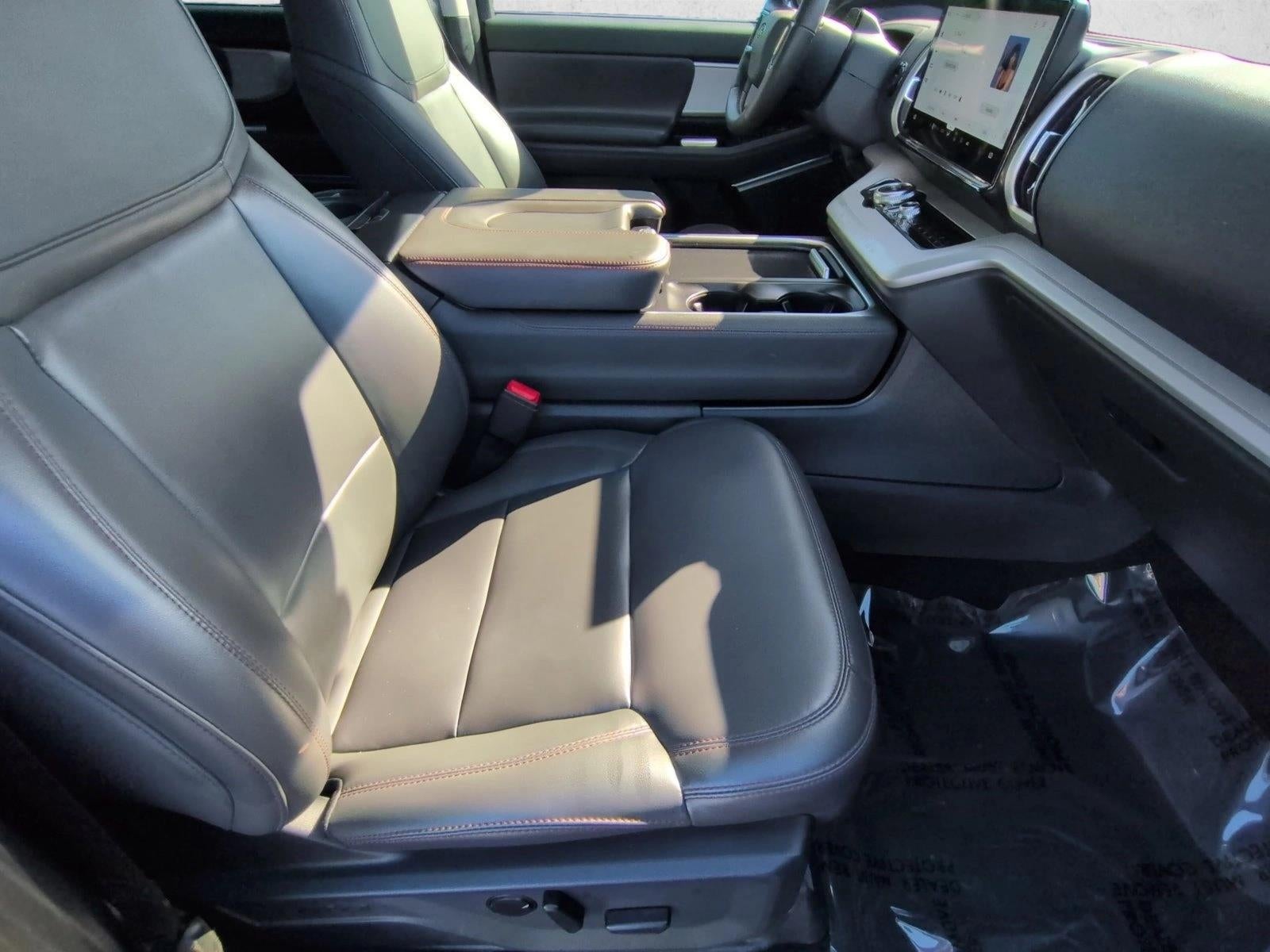 2025 Ford Expedition Active 4x4