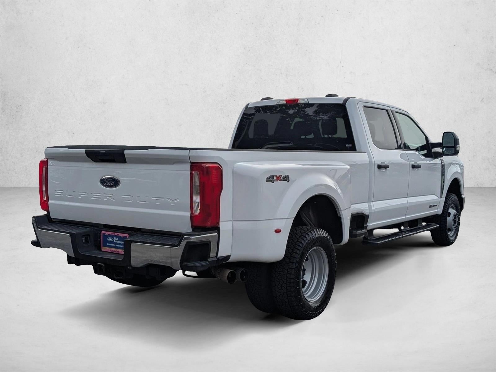 2025 Ford Super Duty F-350 DRW XLT 4WD Crew Cab 8' Box
