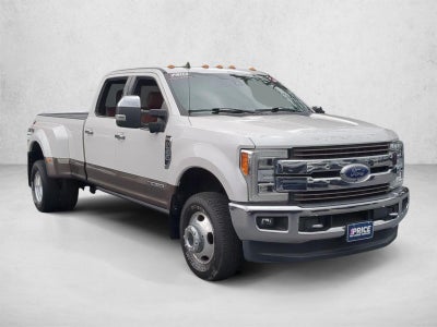 2019 Ford Super Duty F-350 DRW King Ranch 4WD Crew Cab 8' Box