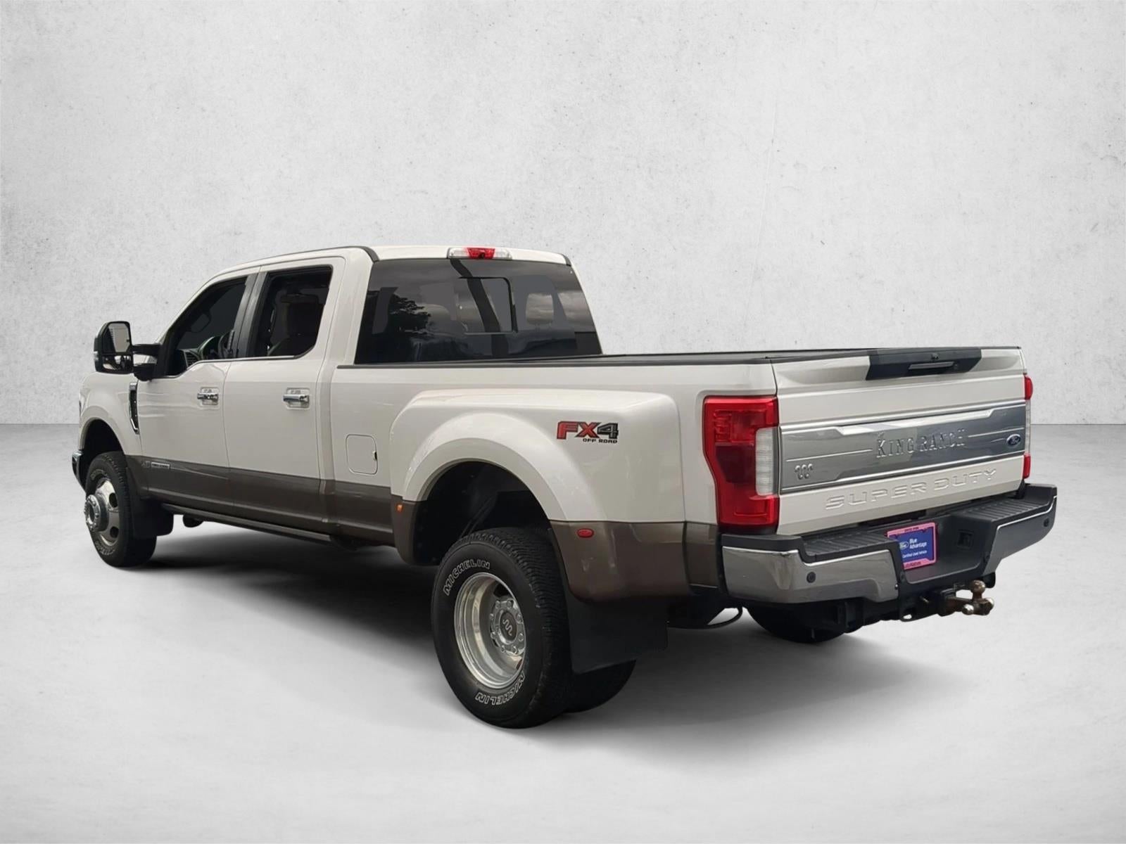 2019 Ford Super Duty F-350 DRW King Ranch 4WD Crew Cab 8' Box