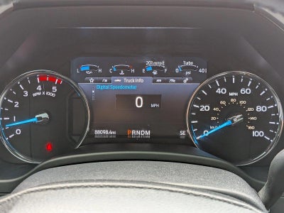 2022 Ford Super Duty F-350 DRW LARIAT 4WD Crew Cab 8' Box