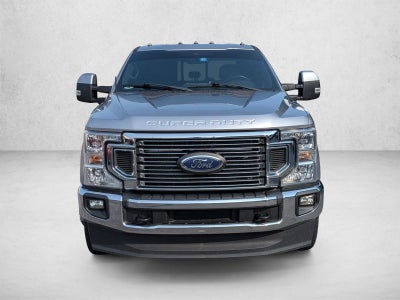 2022 Ford Super Duty F-350 DRW LARIAT 4WD Crew Cab 8' Box