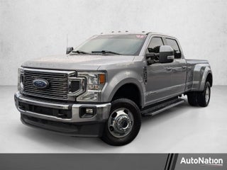 2022 Ford Super Duty F-350 DRW LARIAT 4WD Crew Cab 8' Box