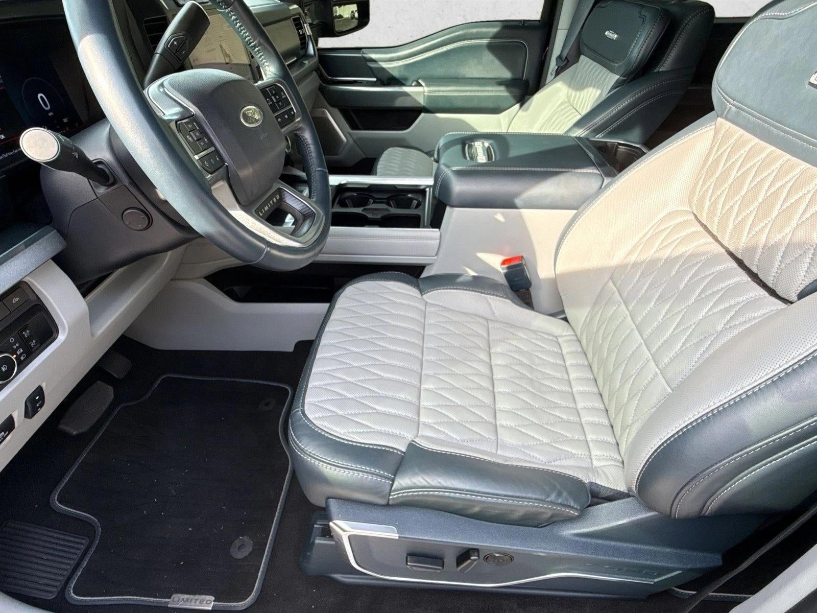 2024 Ford Super Duty F-450 DRW Limited 4WD Crew Cab 8' Box