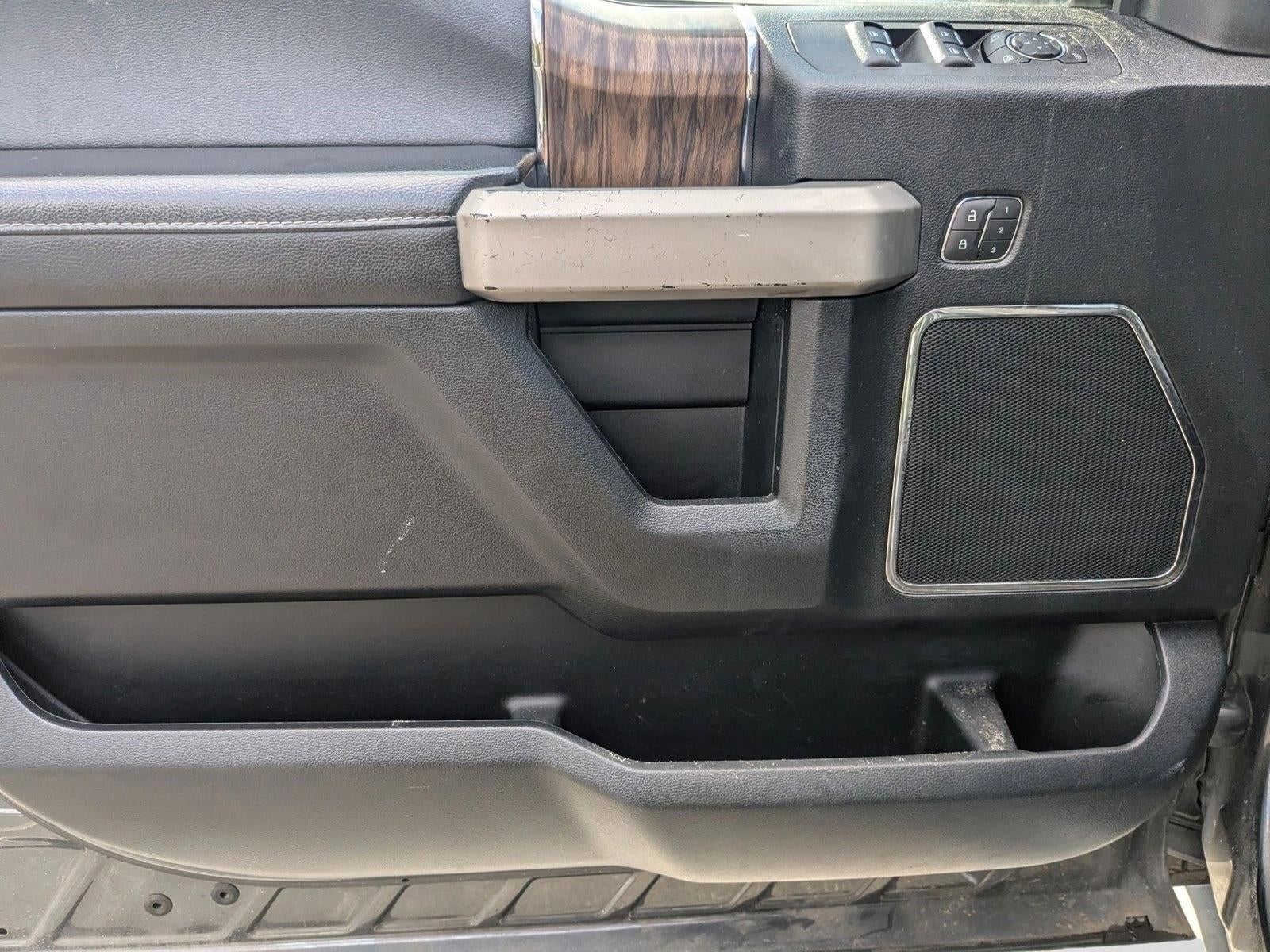 2019 Ford F-150 LARIAT 4WD SuperCrew 5.5' Box