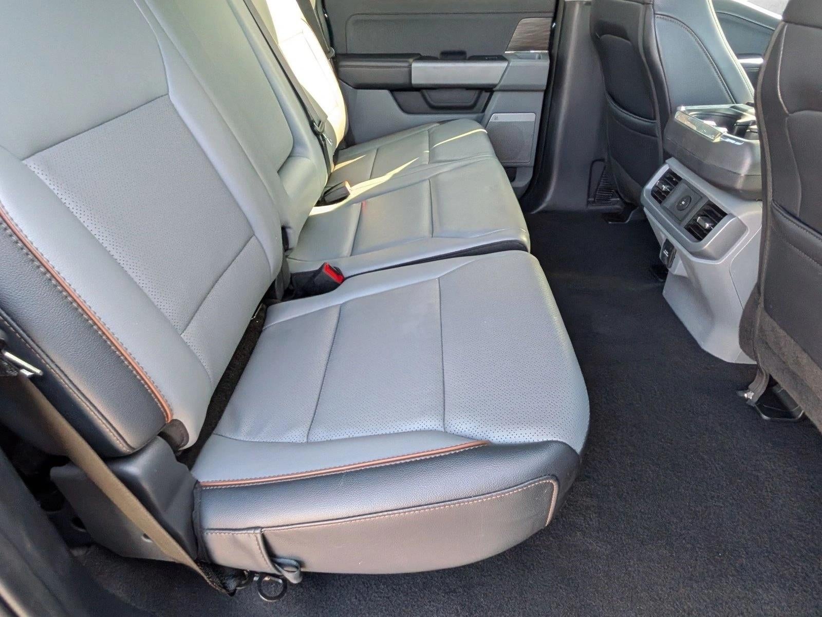 2025 Ford F-150 LARIAT 4WD SuperCrew 5.5' Box