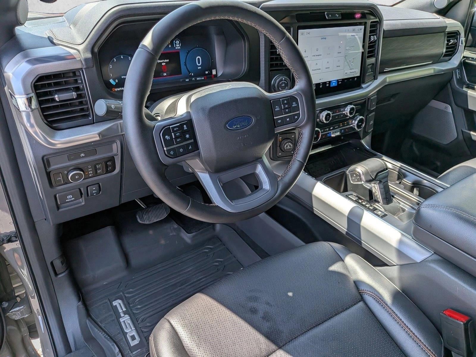 2025 Ford F-150 LARIAT 4WD SuperCrew 5.5' Box
