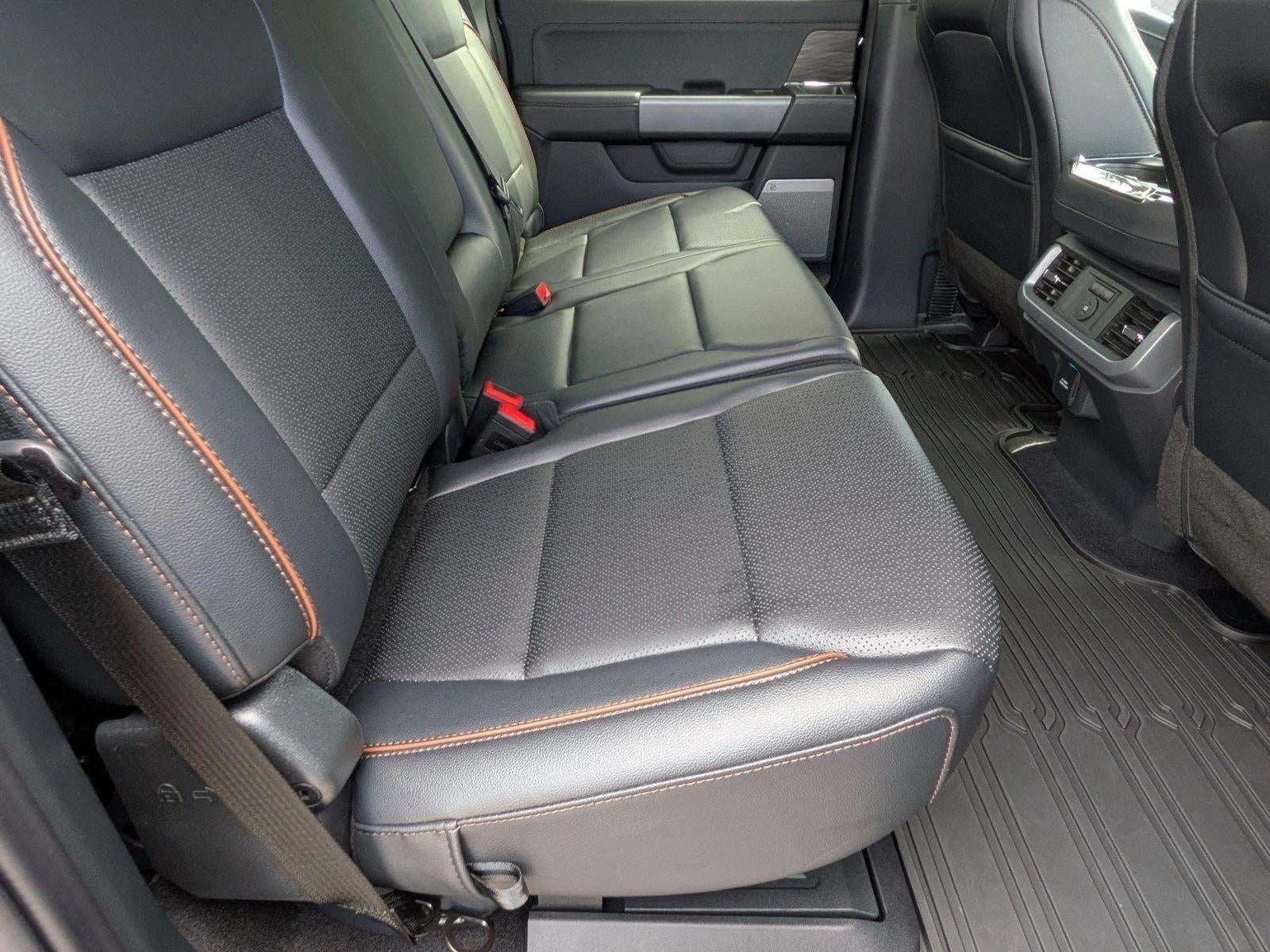 2025 Ford F-150 LARIAT 4WD SuperCrew 5.5' Box