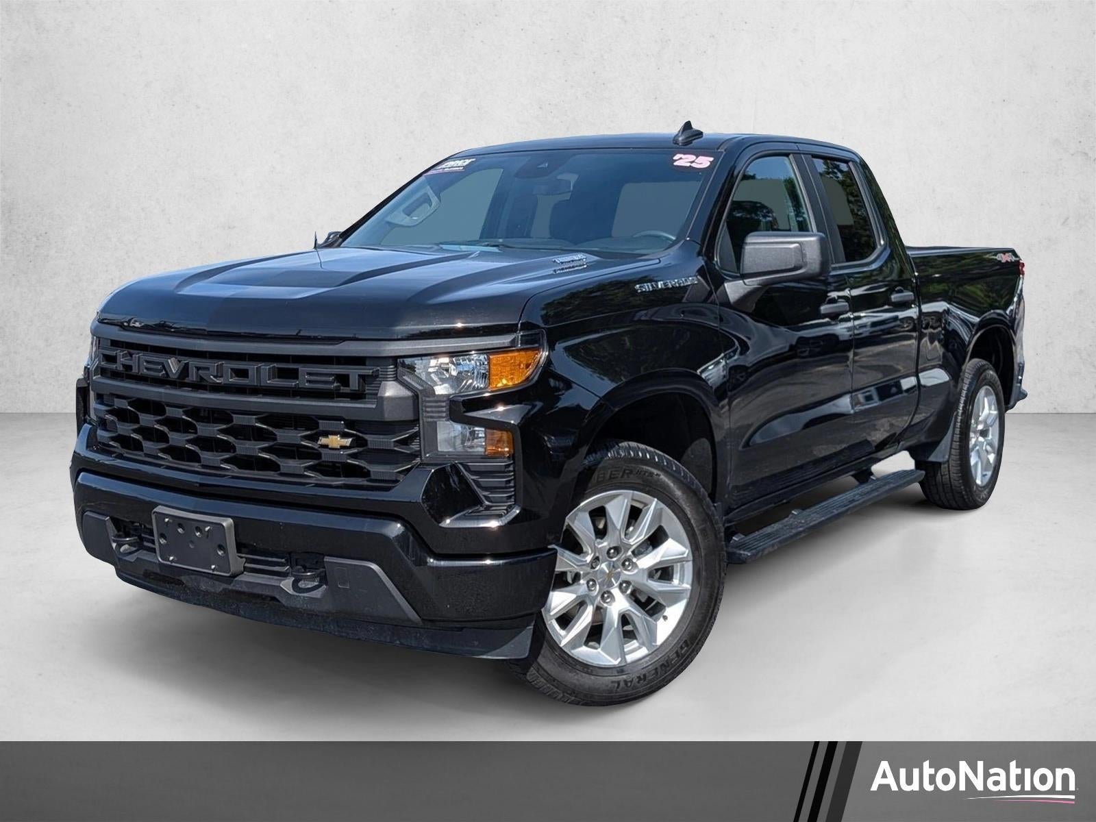 2025 Chevrolet Silverado 1500 Double Cab Standard Box 4-Wheel Drive Custom