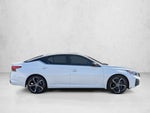 2023 Nissan Altima 2.5 SR Sedan