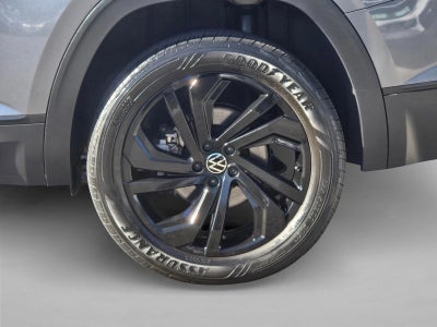2022 Volkswagen Atlas 2.0T SE w/Technology 4MOTION