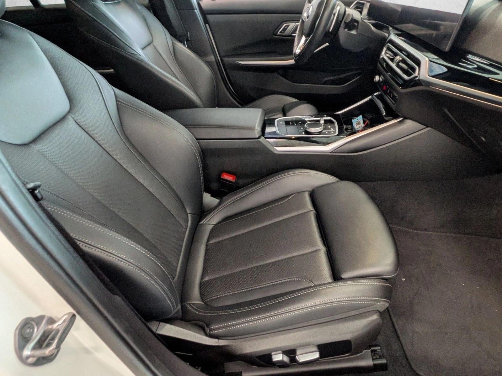 2023 BMW 330i Sedan